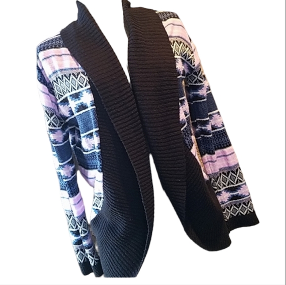 RUE 21| cardigan - Picture 2 of 5